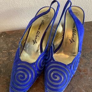 Amen Wardy Italian Custom. Pristine!